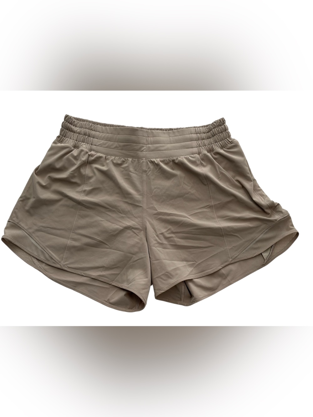EUC Lululemon Athletica Taupe Running Shorts Women's Size 6 Lightweight Athletic
